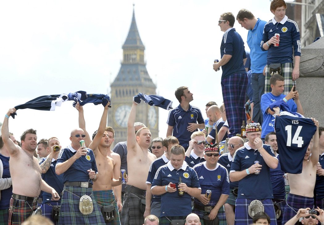 Před zápasem s Anglií měli skotští fanoušci očividně dobrou náladu