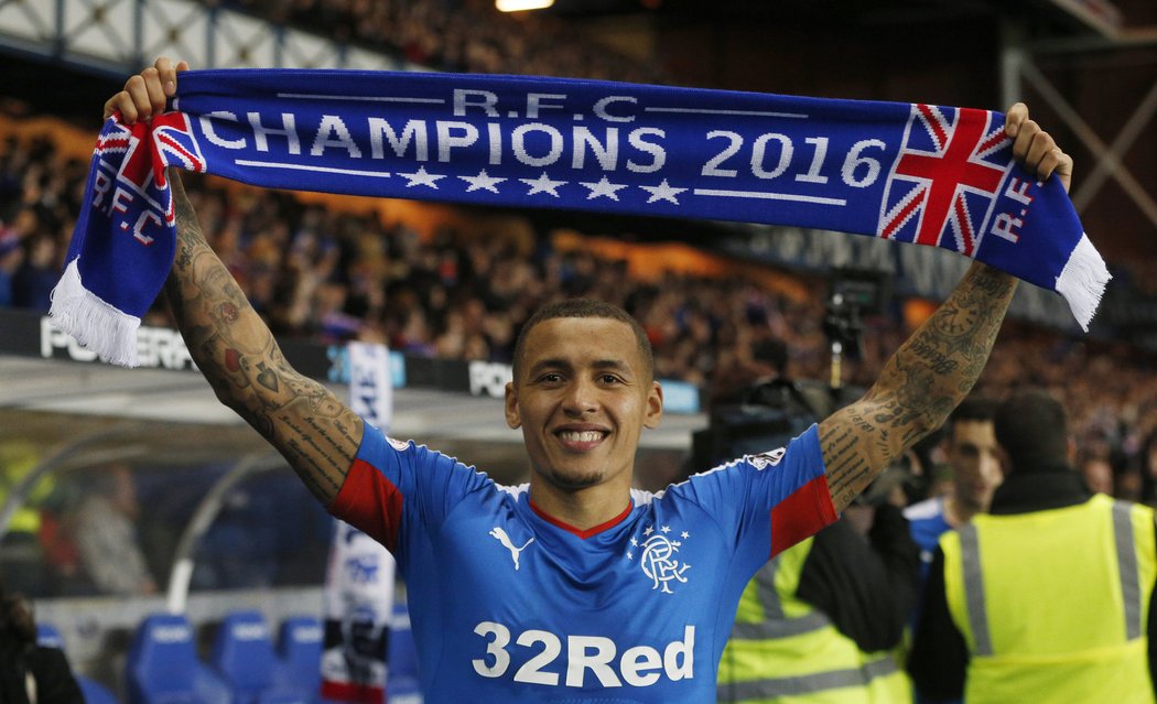 Fotbalisté Glasgow Rangers slaví postup