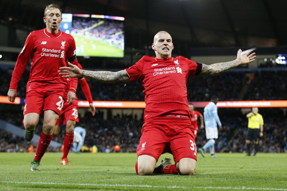 Martin Škrtel slaví gól do sítě Manchesteru City