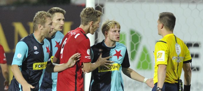 Fotbalistům Slavie se vstup do nové sezoně nepovedl. Naposledy prohráli 0:1 v Brně.