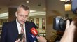 Předseda představenstva Slavie Jaroslav Tvrdík hovoří s novináři