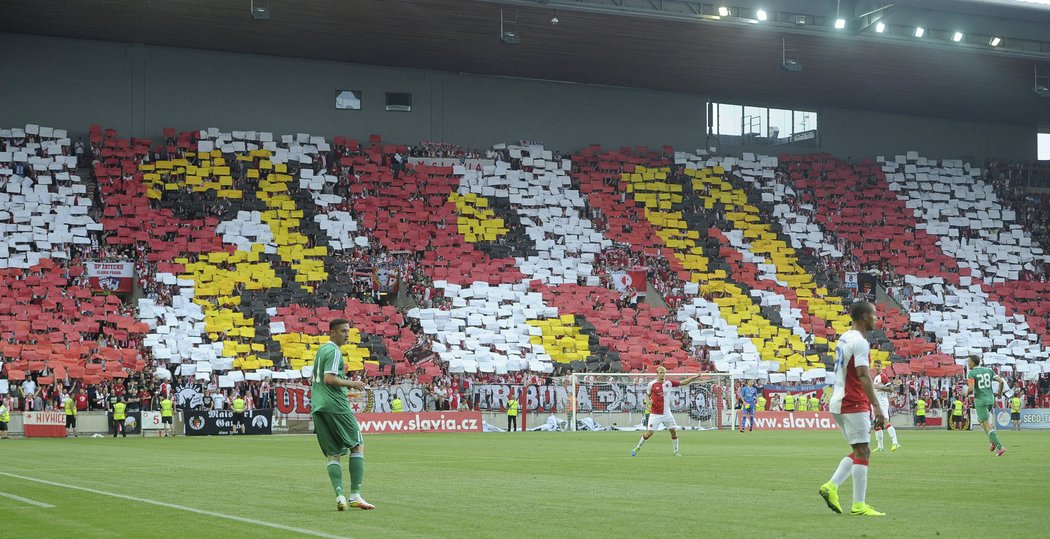 2:0! Choreografie v Edenu se nakonec naplnila