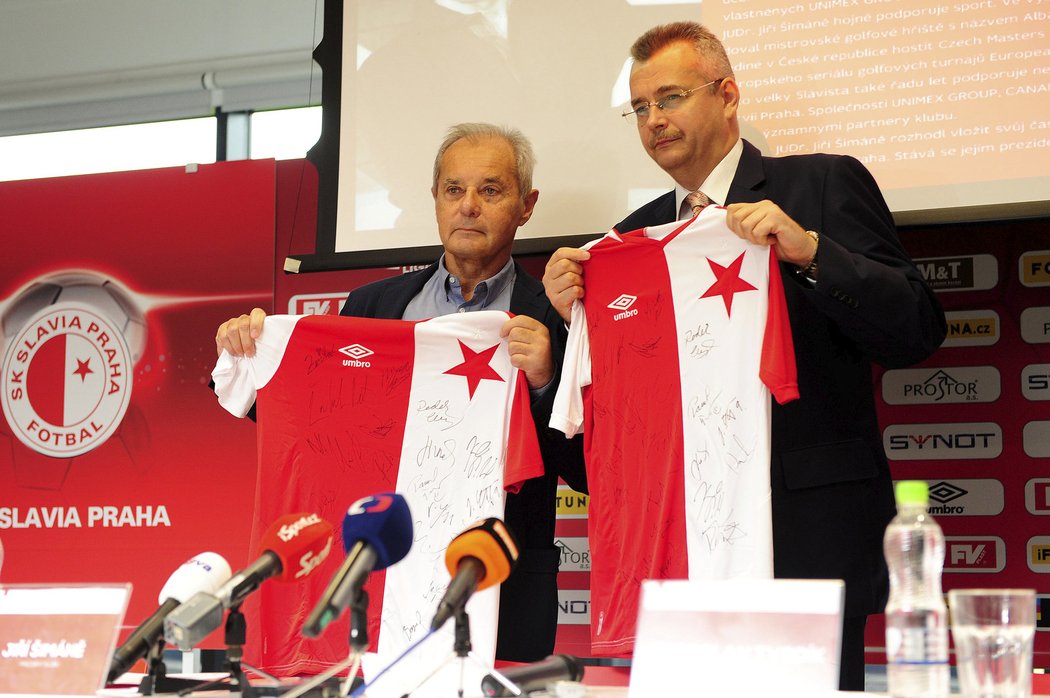 Prezident Slavie Jiří Šimáně s členem dozorčí rada Jaroslavem Tvrdíkem