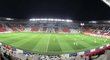 Pohled na choreografii ke 125. výročí založení Slavie, do níž se zapojil celý stadion