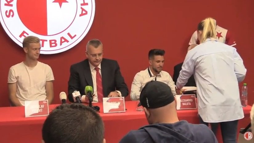 Dvě nové posily Slavie na tiskové konferenci - Jaroslav Zelený a Alexandru Baluta