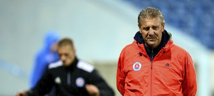 Trenér Jozef Chovanec skončil ve Slovanu Bratislavu