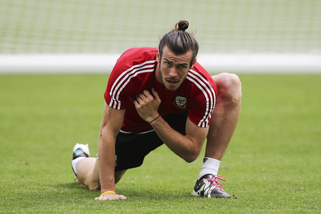 Gareth Bale je hlavním tahounem Walesu