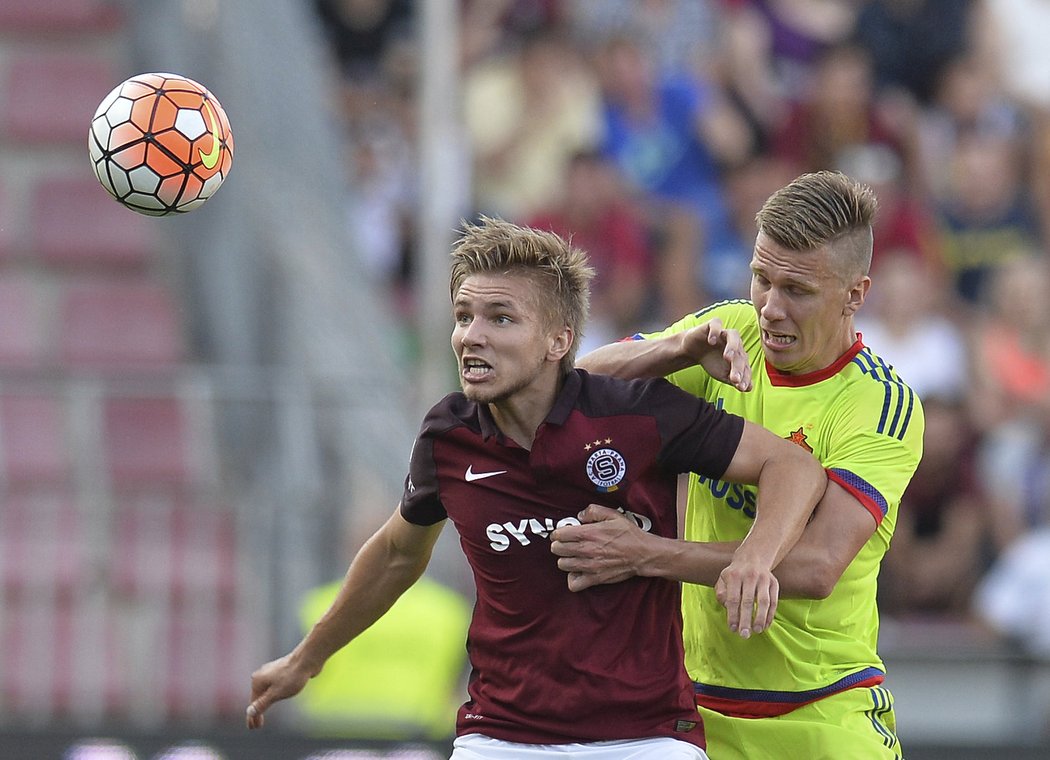 Martin Frýdek při domácí odvetě s CSKA Moskva