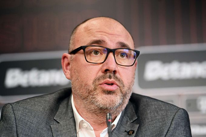 Čupr o stadionu Sparty, nulových vztazích se Slavií a miliardářích ve fotbale Čupr o stadionu Sparty, nulových vztazích se Slavií a miliardářích ve fotbale