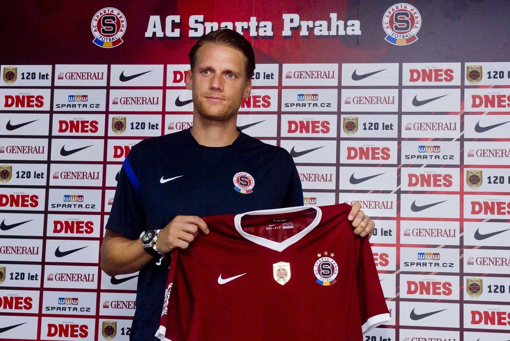 Obránce Radoslav Kováč na zahájení přípravy fotbalistů Sparty