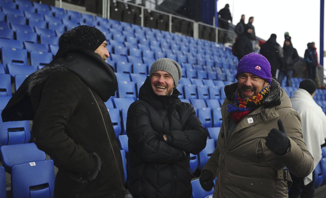 Martin Latka a Karol Kisel se na letenské tribuně potkali s kuchařem Emanuelem Ridim