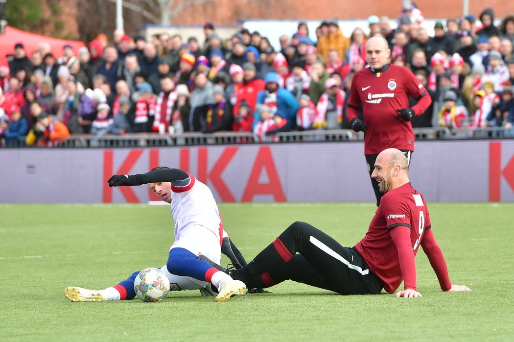 Jan Koller si poprvé zahrál silvestrovské derby za Spartu