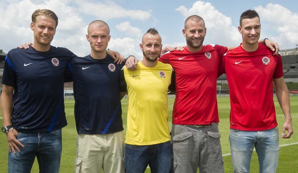 Posily Sparty pohromadě: Radoslav Kováč, Martin Nešpor, Michal Breznaník, David Bičík a Marek Štěch.