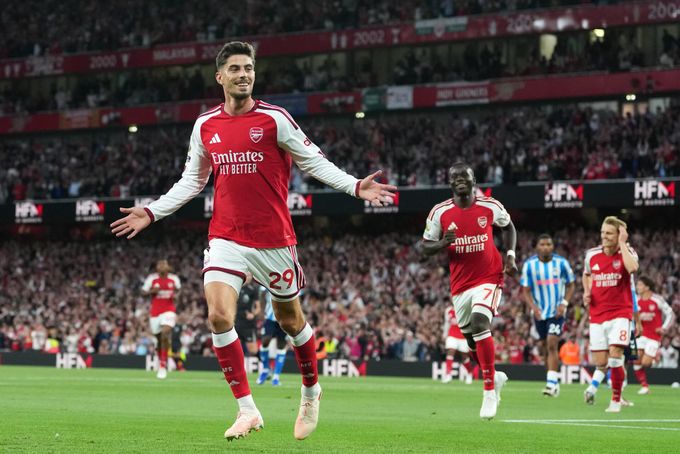 SESTŘIH: Arsenal - Coventry 3:0. Pohodová výhra obhájců titulu, na úvod přejeli nováčka SESTŘIH: Arsenal - Coventry 3:0. Pohodová výhra obhájců titulu, na úvod přejeli nováčka