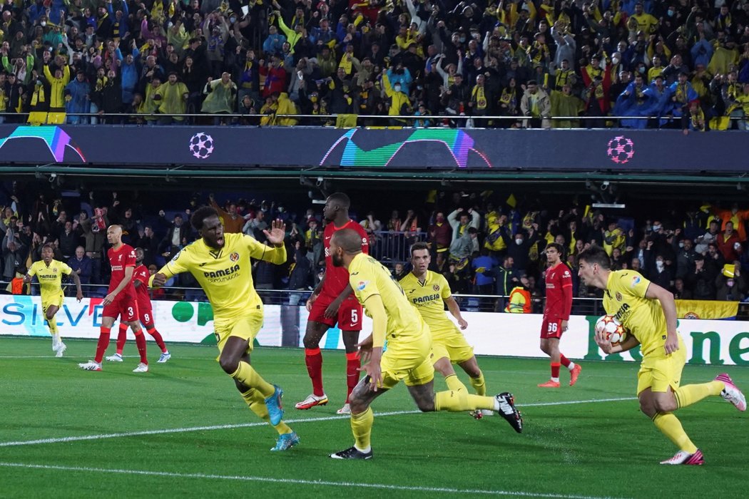 Radost hráčů Villarrealu po vstřelené brance