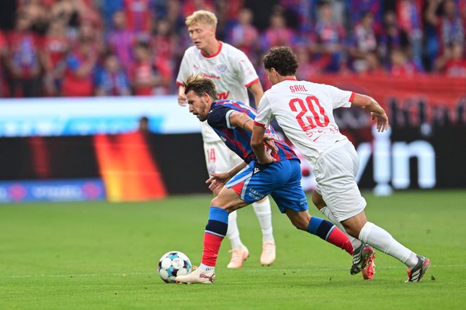 ONLINE: Plzeň - Zbrojovka 1:1. Vašulín z úniku srovnal! Podobný gól jako proti Spartě ONLINE: Plzeň - Zbrojovka 1:1. Vašulín z úniku srovnal! Podobný gól jako proti Spartě