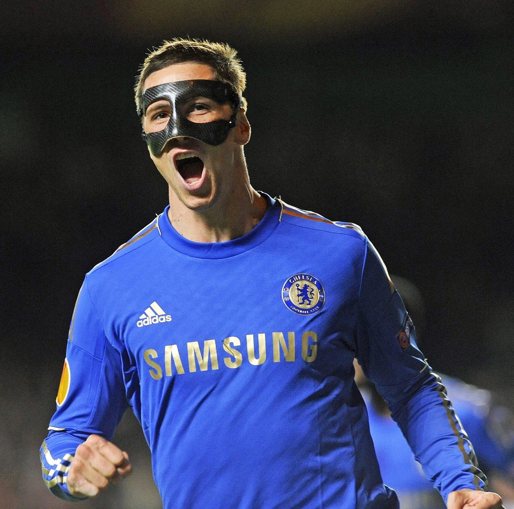 Fernando Torres pokořil Basilej jedním gólem a přispěl k postupu Chelsea do finále