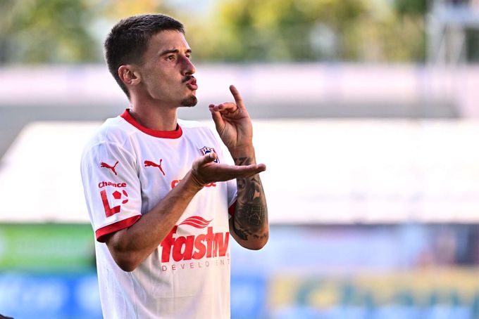 ONLINE: Teplice - Zbrojovka 0:2. Vaníček podruhé, nováček je blízko výhře. Sigma hostí Pardubice ONLINE: Teplice - Zbrojovka 0:2. Vaníček podruhé, nováček je blízko výhře. Sigma hostí Pardubice