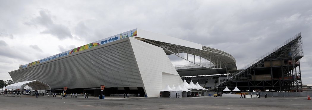 Stavba stadionu v Sao Paulu nabírá velké zpoždění