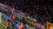 Kvůli výtržnostem fanoušků Standardu Lutych se nedohrálo utkání belgické ligy s Charleroi