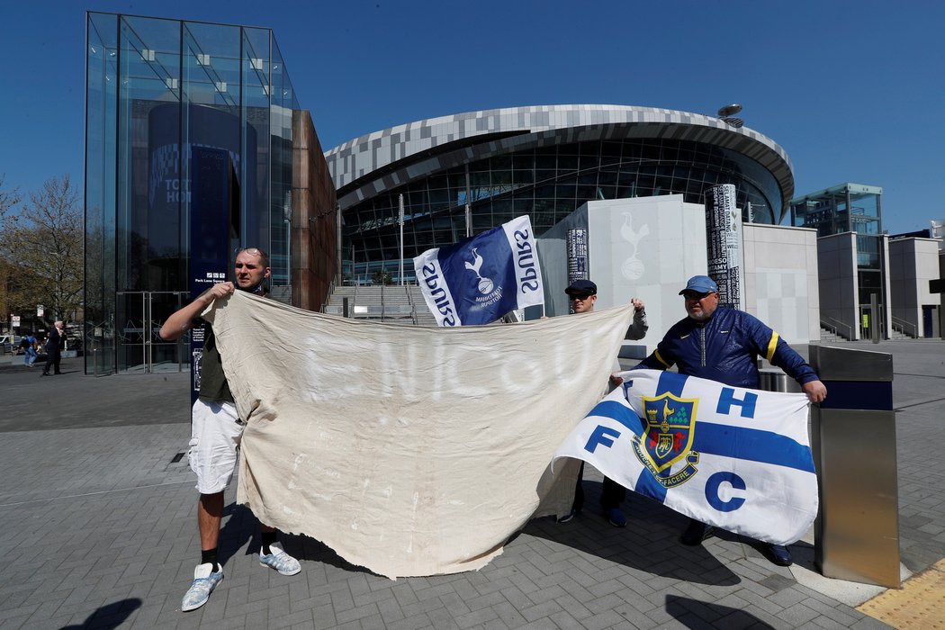 Fanoušci Tottenhamu protestují proti vzniku Superligy