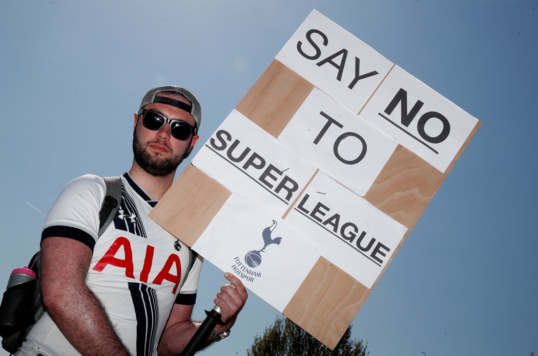 Fanoušek Tottenhamu odmítá projekt Superligy