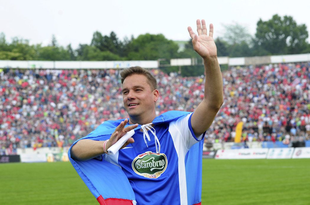 Petr Švancara při svojí rozlučce s kariérou na brněnském stadionu Za Lužánkami