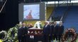 Pohřeb Františka Hrdličky se uskutečnil přímo na hřišti teplického stadionu