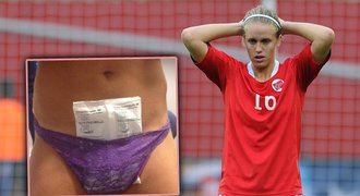 FOTO: Zranění pod kalhotkami. Norská fotbalistka ukázala intimní partie