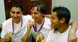 2003. Tomáš Sivok při oslavách svého prvního titulu ve Spartě. Spolu s ním Martin Petráš a Michal Pospíšil.