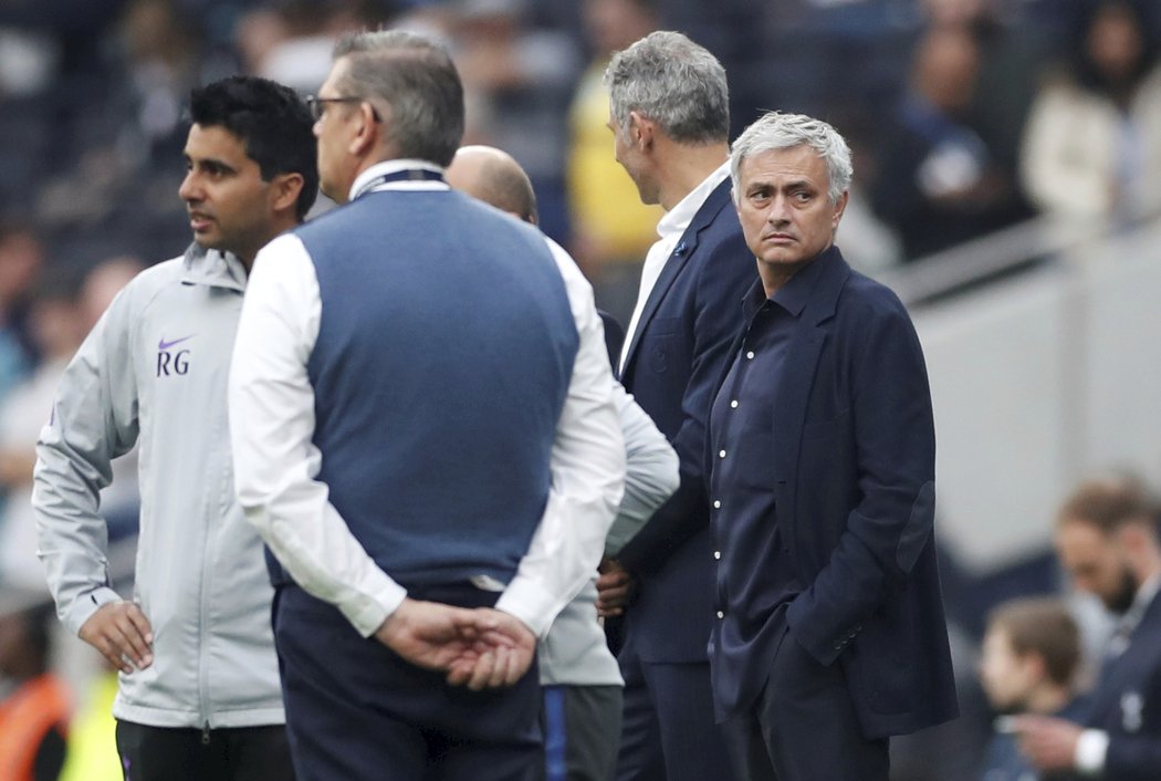 Týmu legend Interu Milán přišel pomoci trenér José Mourinho