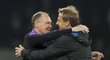 Paul Gascoigne se objal s Jürgenem Klinsmannem