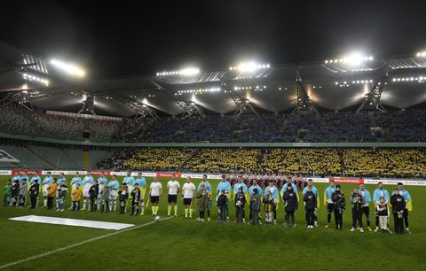 Fotbalisté Dynama Kyjev v prvním ze série charitativních utkání zvítězili ve Varšavě nad Legií 3:1