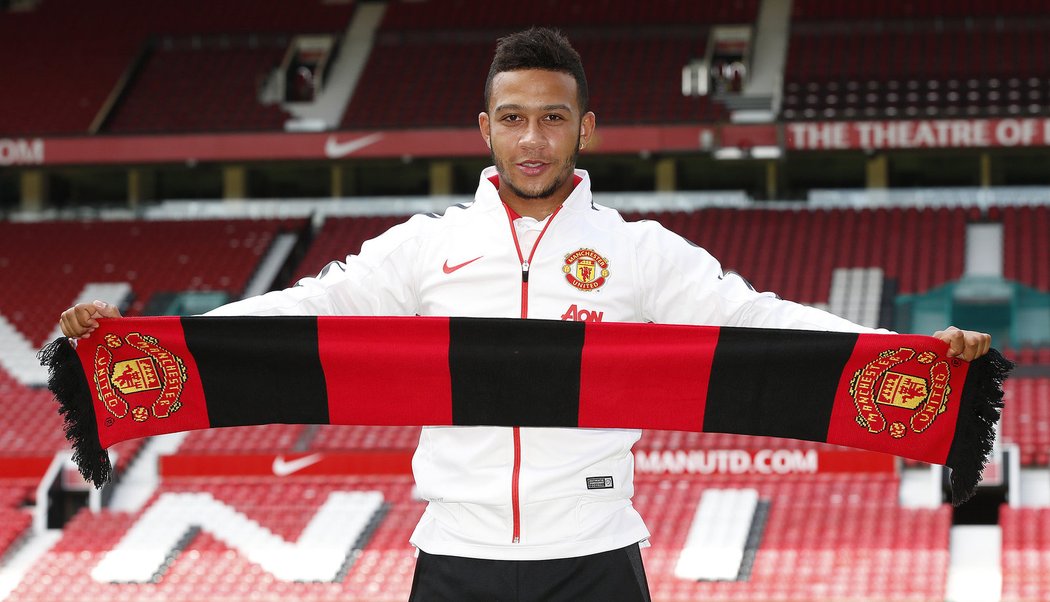 Letní posila Memphis Depay se začíná Manchesteru United vyplácet