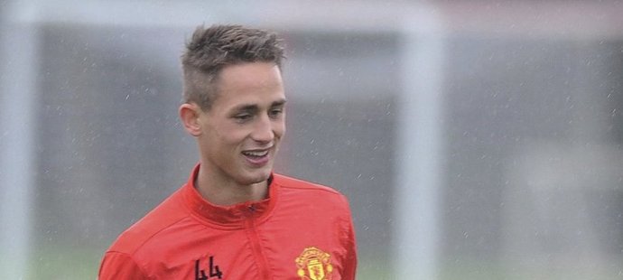 Adnan Januzaj se prý rozhodl reprezentovat Belgii