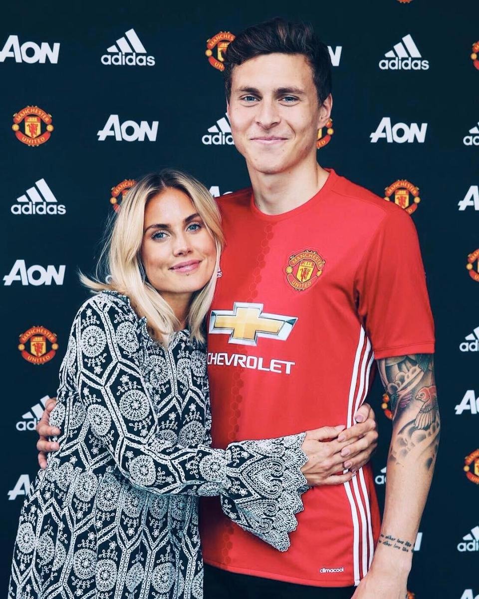 Maja Nilssonová je zasnoubená s obráncem Manchesteru United Victorem Lindelöfem