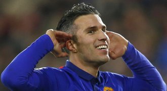 Věrnost United? Kdepak, Van Persie chce hrát, láká ho 9 milionů týdně