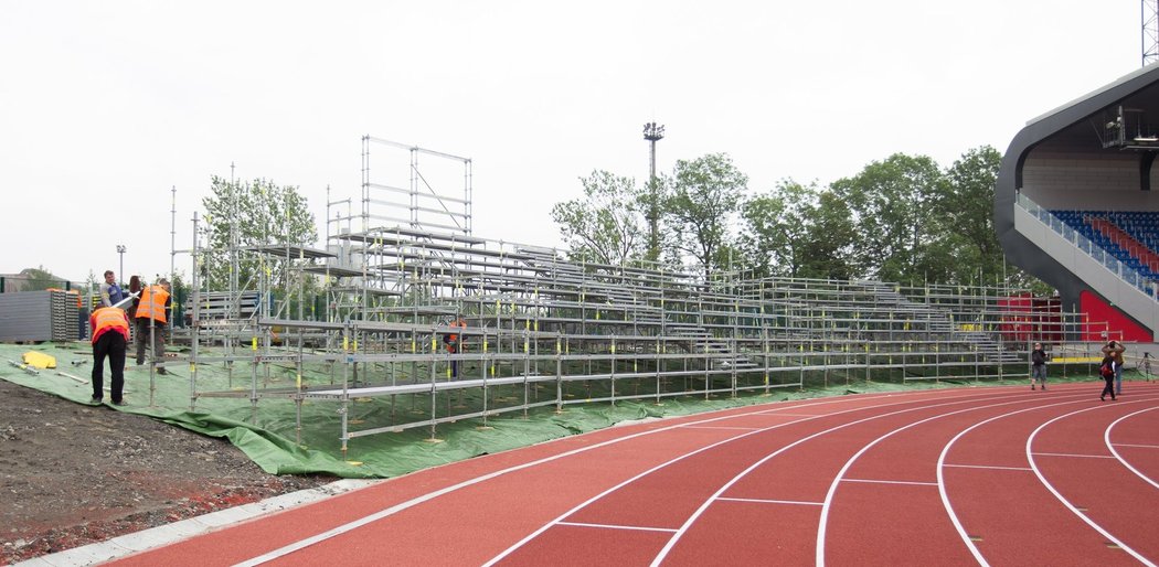 Kompletní dokončení renovace stadionu ve Vítkovicích je plánováno na září příštího roku