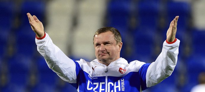 Trenér Pavel Vrba si chce s reprezentací udržet v kvalifikaci stoprocentní bilanci