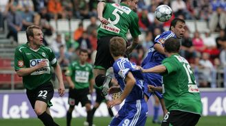 V českém fotbale není čistý nikdo. Měla by liga fungovat samostatně?