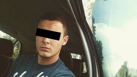 Při nehodě vězeňského autobusu zemřel dozorce Filip S. (†23): Ještě v neděli hrál fotbalový zápas za Kladno