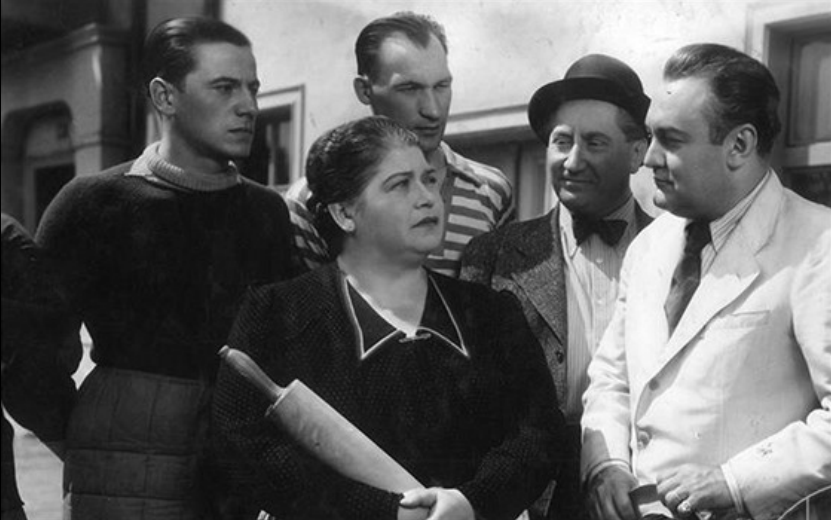 1938 Klapzubova XI. Film měl velký úspěch.