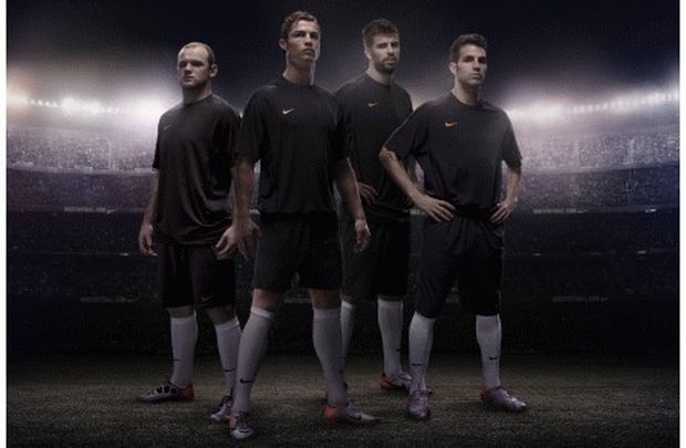 Nejlepší světoví fotbalisté s kopačkami ELITE Nejlepší světoví fotbalisté s kopačkami ELITE