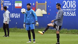 Íránští fotbalisté nedostali kopačky. Nike je odmítl dodat kvůli vývoji jaderných zbraní