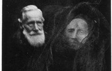100 let staré fotky duchů: A pořád z nich mrazí! 
