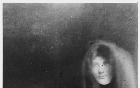 100 let staré fotky duchů byly podvod.