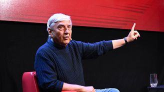 Miroslav Donutil: Mám strach, aby lidská hloupost nezvítězila. A to hlavně na těch nejvyšších místech Miroslav Donutil: Mám strach, aby lidská hloupost nezvítězila. A to hlavně na těch nejvyšších místech