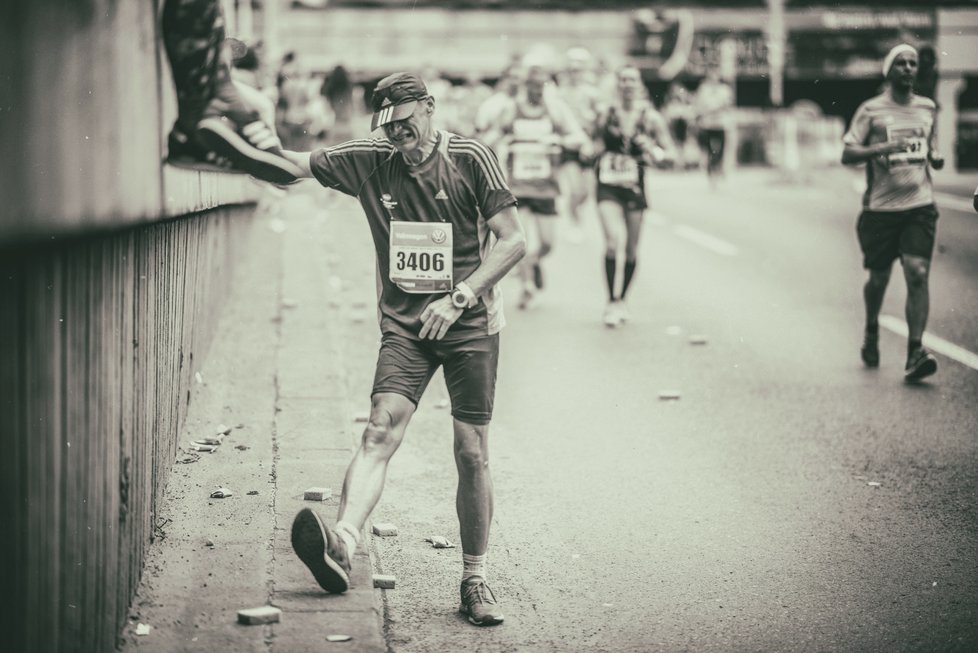 Pětice fotografií Richarda Horáka, které zachycují Pražský maraton v metru si v kategorii Lidé v Praze vysloužily 3. cenu.