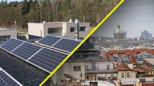 Solární panely na pražských střechách? V centru s tím nepočítejte, zní od památkářů