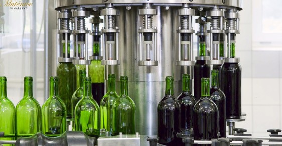 Spotřeba alkoholu roste: V Česku se ročně vypije až 20 litrů vína na osobu